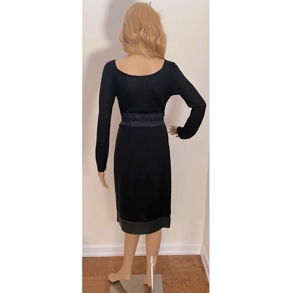 FENDI Bodycon Dress. Black. Removable Belt. Sz 40 or US 4 - Picture 3 of 10